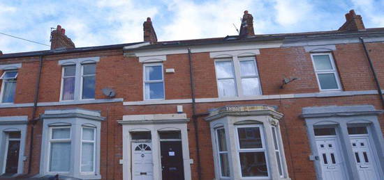 Flat to rent in Tavistock Road, Jesmond, Newcastle Upon Tyne NE2