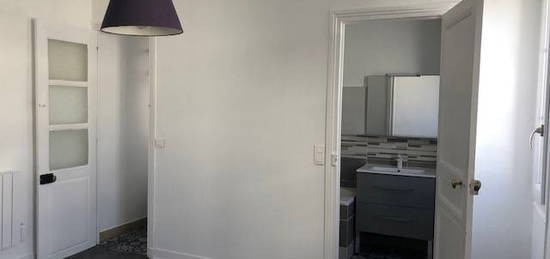 Appartement  à louer, 2 pièces, 1 chambre, 32 m²