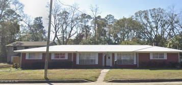 5816 MONCRIEF Road, Jacksonville, FL 32209