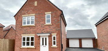 3 bedroom detached house