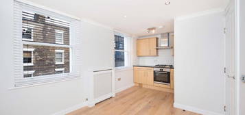 Flat to rent in Seymour Place, London W1H