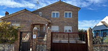 Chalet en Torrejón del Rey