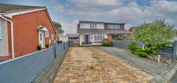 2 bed semi-detached house for sale