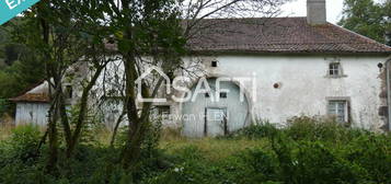 Ancienne ferme comtoise du 18 eme siècle avec 5 hectares de terrain