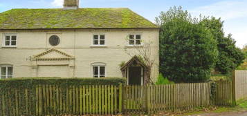 2 bedroom cottage for sale