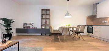 Entspannung pur auf den schönen Außenflächen des Projekts Schlosspark | 2-Zimmerwohnung mit Balkon