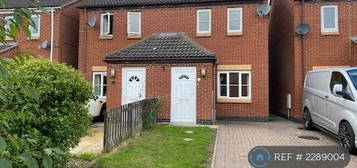 2 bedroom semi-detached house