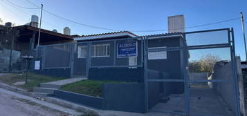 Alquilo Casa Unquillo