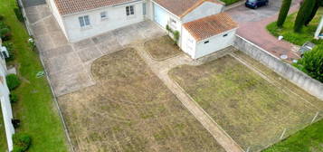 Maison de plain-pied  à vendre, 4 pièces, 2 chambres, 100 m²