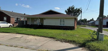 107 E  9th St, Portageville, MO 63873