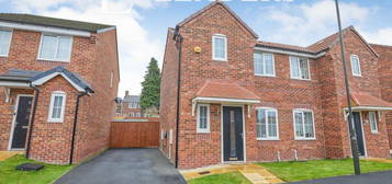 3 bedroom semi-detached house