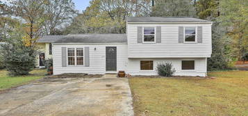 137 Grenoble Rd, Peachtree City, GA 30269