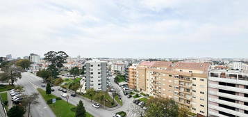 Penthouse T3 com Terraços e Vistas Panorâmicas em paranhos, Porto