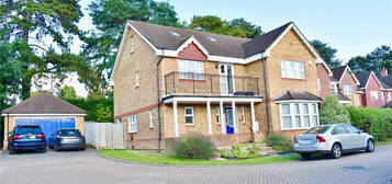 Detached house to rent in Quarry Gardens, Leatherhead, Surrey KT22