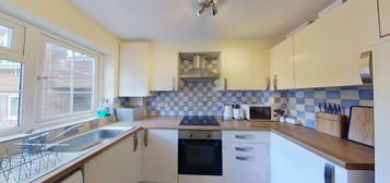 2 bedroom terraced house