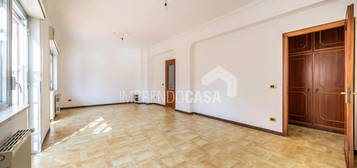 5 vani 120 mq con Posto Auto e Cantina Residence