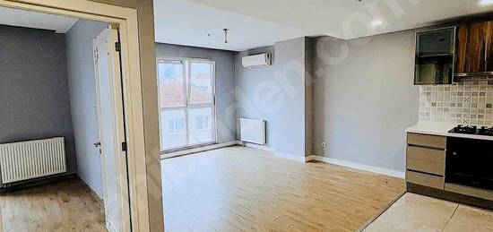 4 LEVENT ALYA REZİDANS SATILIK 1+1 LÜKS DAİRE METRO YAKINI