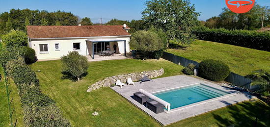 VILLA DE PLAIN PIED AVEC PISCINE