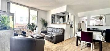Appartement  à vendre, 4 pièces, 3 chambres, 90 m²