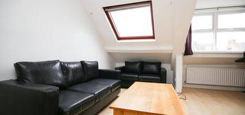 Flat to rent in Westgate Road, Newcastle Upon Tyne NE4