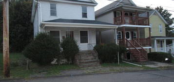 146 Buttonwood St, Jessup, PA 18434