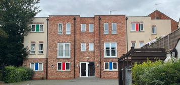 2 bed flat to rent