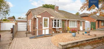 2 bedroom semi-detached bungalow for sale