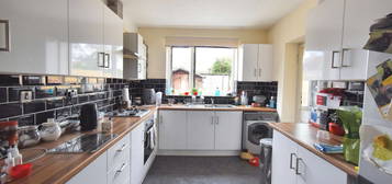 3 bed terraced house for sale