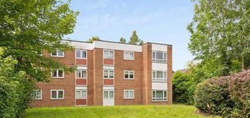 3 bed flat for sale