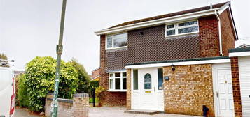 3 bedroom detached house to rent