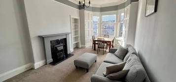 2 bed flat to rent