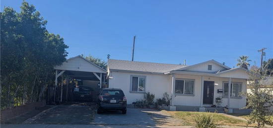 7913 Mammoth Ave, Panorama City, CA 91402