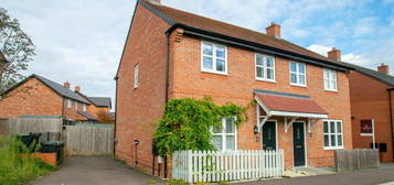 3 bedroom semi-detached house