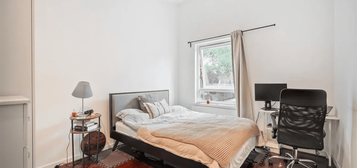 Terraced house to rent in Pennymoor Walk, London W9