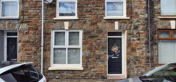 4 bed terraced house for sale