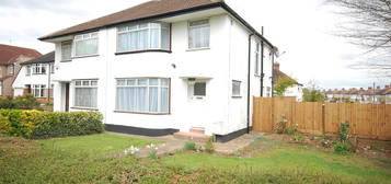 3 bed semi-detached house for sale