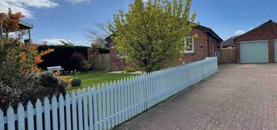 2 bedroom detached bungalow for sale