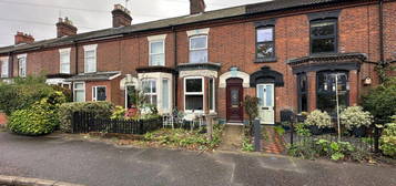 2 bed terraced house for sale