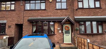 3 bed semi-detached house for sale