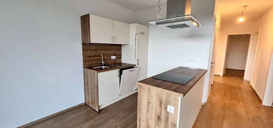 Graz-Feldkirchen: Moderne 4-Zimmer-Wohnung mit großem Balkon und Garten