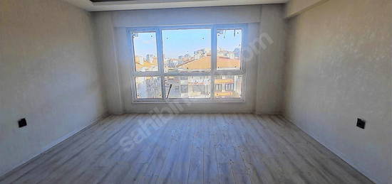 SAĞLAM EMLAKTAN SELÇUKLUDA SATILIK LÜKS 4+1DAİRE