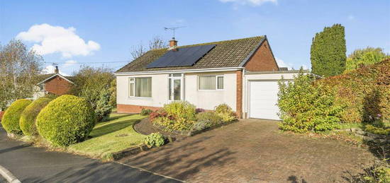 2 bedroom detached bungalow for sale