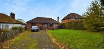 Detached bungalow for sale in Baughurst Road, Tadley RG26