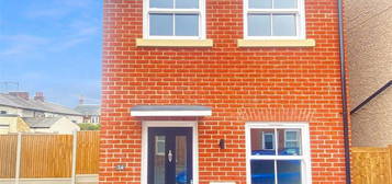 Detached house to rent in Cannon Street, Colchester CO1