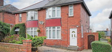 3 bed semi-detached house for sale