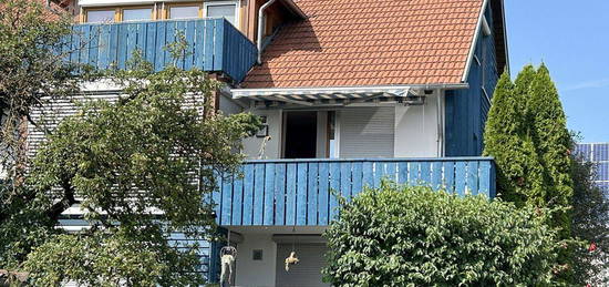 Walddorfhäslach:  „Dachgeschossflair mit hohen Räumen“ Hochwertige 3 ½ Zi.-Whng mit Südbalkon