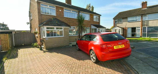 3 bedroom semi-detached house for sale