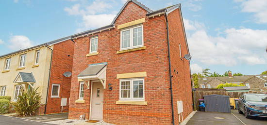 3 bed detached house for sale