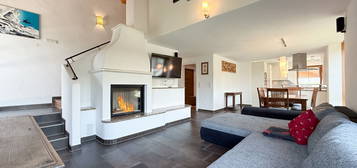 Lichtdurchflutete Maisonettewohnung in Ruhelage