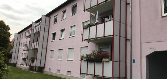 Schöne gepflegte 3 ZKB 75qm Balkon Neusäß Alpenviertel